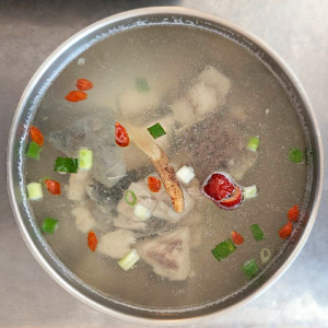 養生藥膳魚皮湯